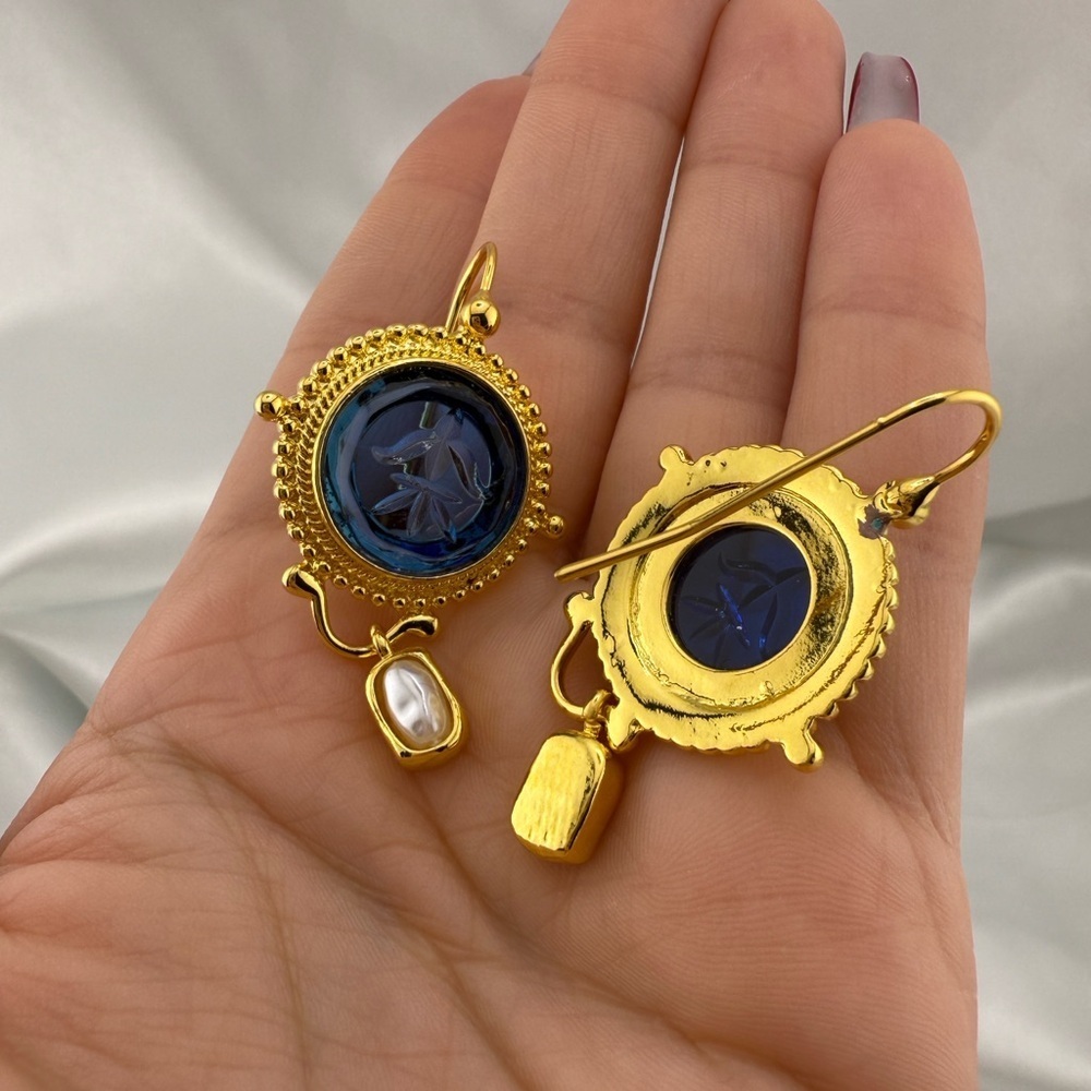 Vintage blue Cameo Earrings – Gold Drop Pearl Accent Jewelry - Picture 8 of 12